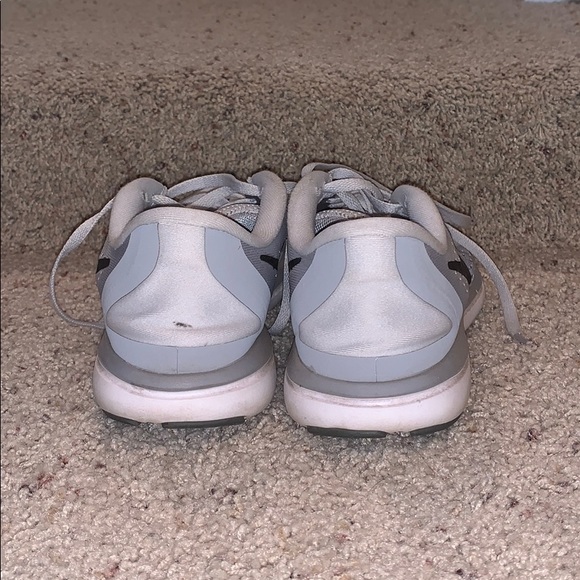 Nike Flex Running Shoe - Picture 3 of 4